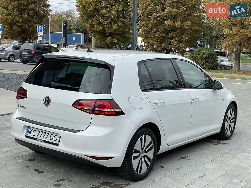 Хэтчбек Volkswagen e-Golf 2014 в Луцке фото 6 Хэтчбек Volkswagen e-Golf 2014 в Луцке