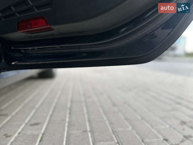 Хетчбек Volkswagen e-Golf 2015 в Рівному