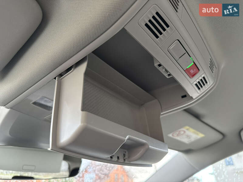 Хетчбек Volkswagen e-Golf 2018 в Рівному