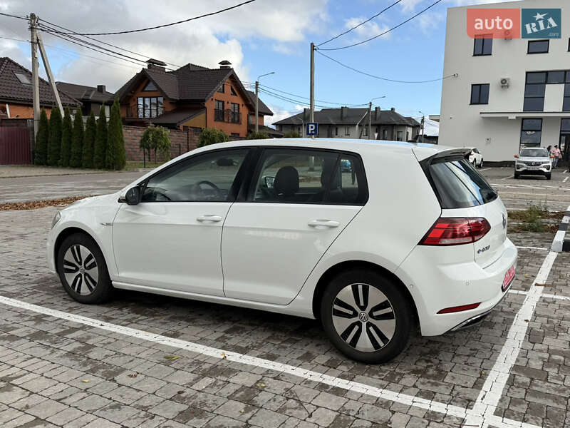 Хетчбек Volkswagen e-Golf 2018 в Рівному