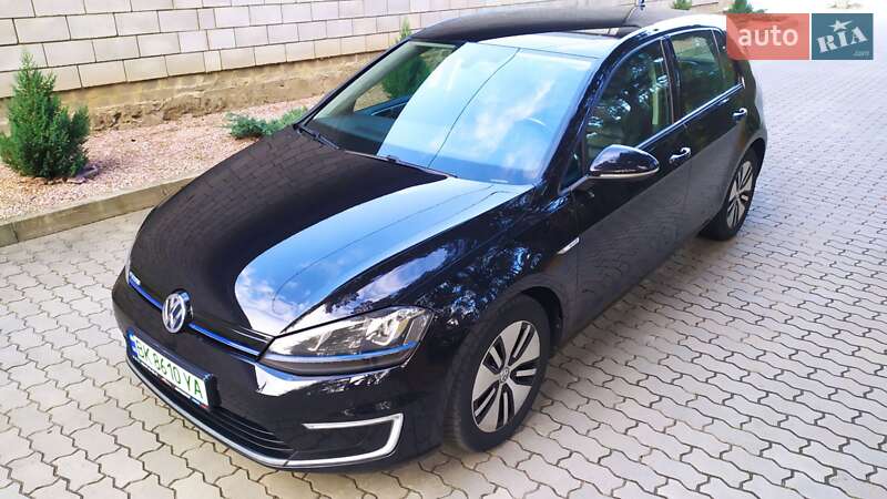 Volkswagen e-Golf 2014