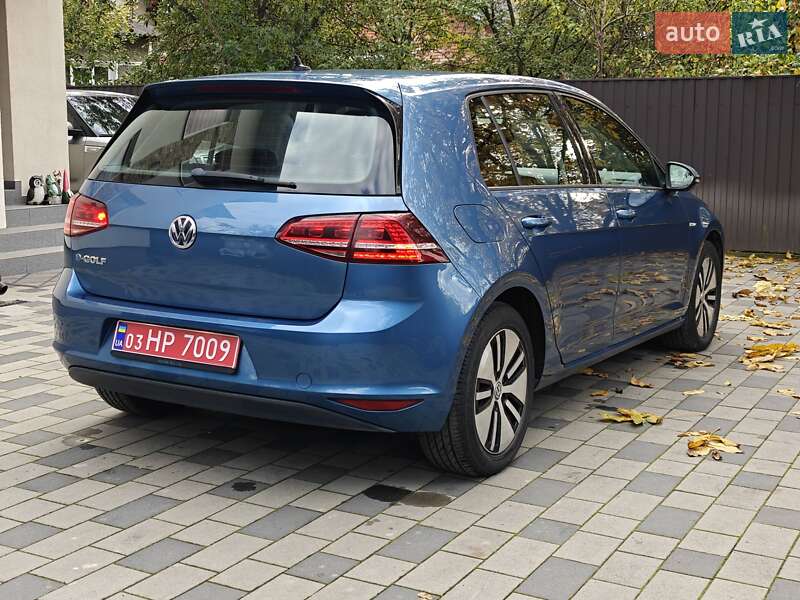 Хэтчбек Volkswagen e-Golf 2015 в Ивано-Франковске