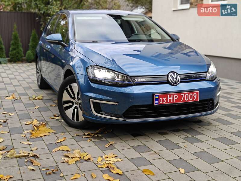 Хэтчбек Volkswagen e-Golf 2015 в Ивано-Франковске