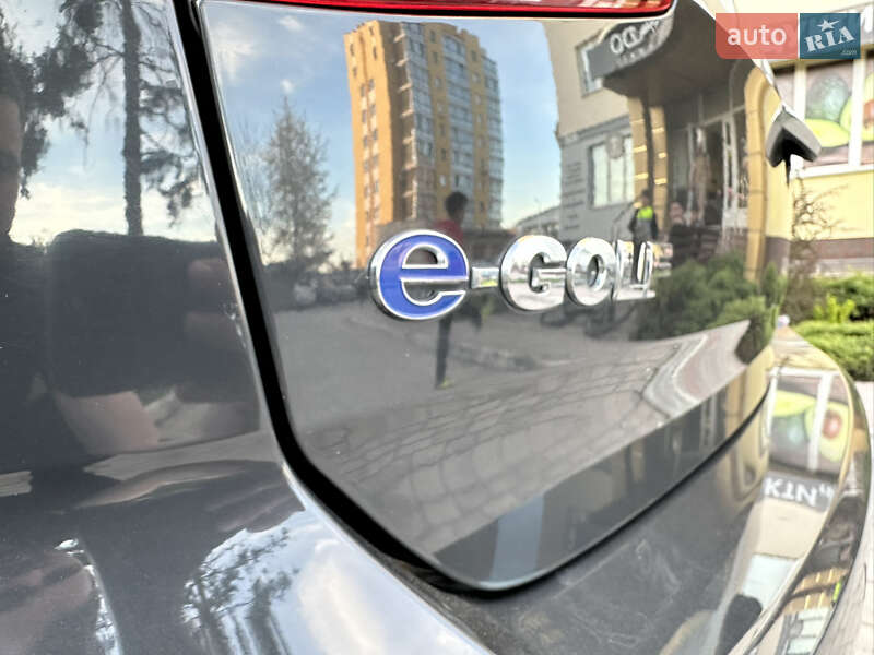 Хетчбек Volkswagen e-Golf 2015 в Кам'янець-Подільському