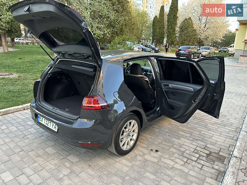 Хетчбек Volkswagen e-Golf 2015 в Кам'янець-Подільському