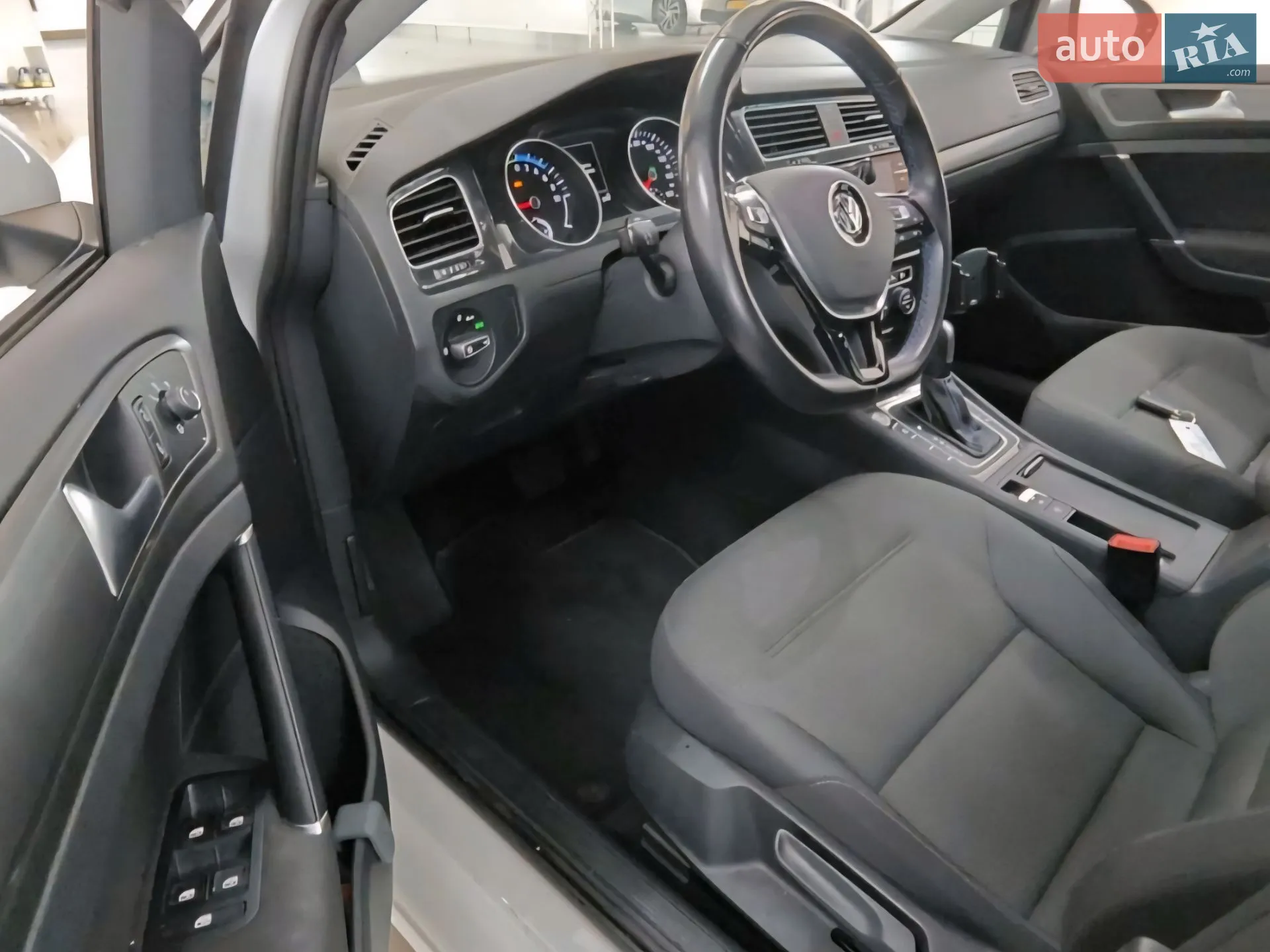 2019 Volkswagen Golf - мініатюра 11