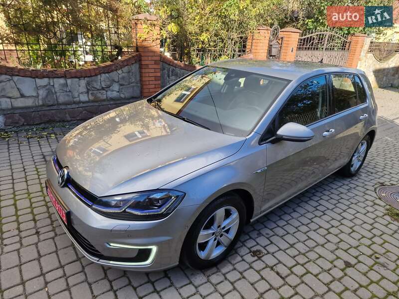 Хэтчбек Volkswagen e-Golf 2017 в Львове фото 7 Хэтчбек Volkswagen e-Golf 2017 в Львове