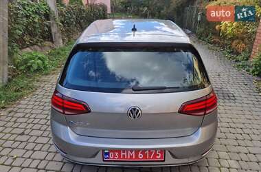Хэтчбек Volkswagen e-Golf 2017 в 