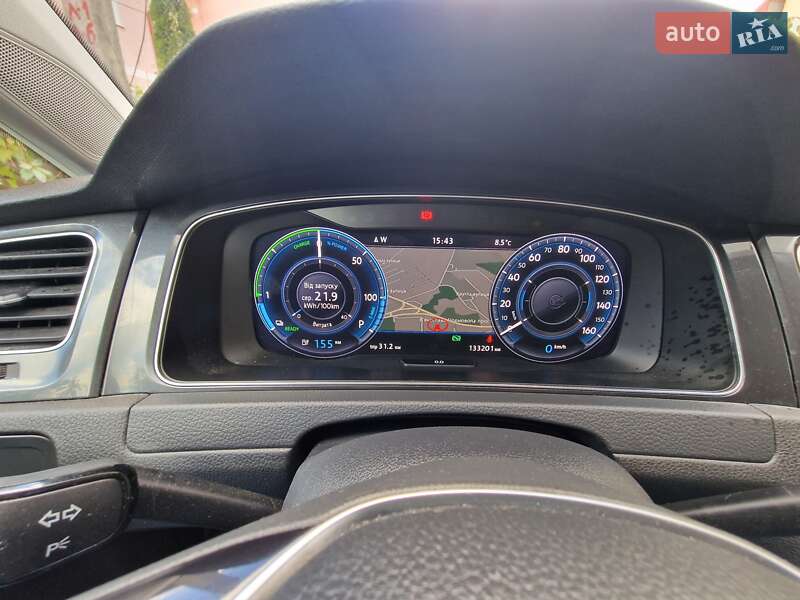 Хэтчбек Volkswagen e-Golf 2017 в Львове фото 38 Хэтчбек Volkswagen e-Golf 2017 в Львове