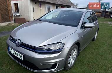 Хетчбек Volkswagen e-Golf 2016 в Новояворівську