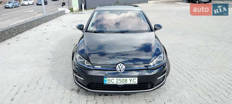 Хэтчбек Volkswagen e-Golf 2016 в Дублянах