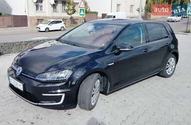 Хетчбек Volkswagen e-Golf 2016 в Дублянах