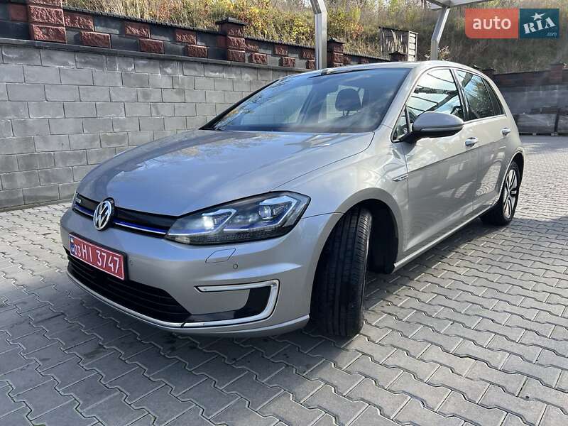 Volkswagen e-Golf 2017 Volkswagen e-Golf 2017