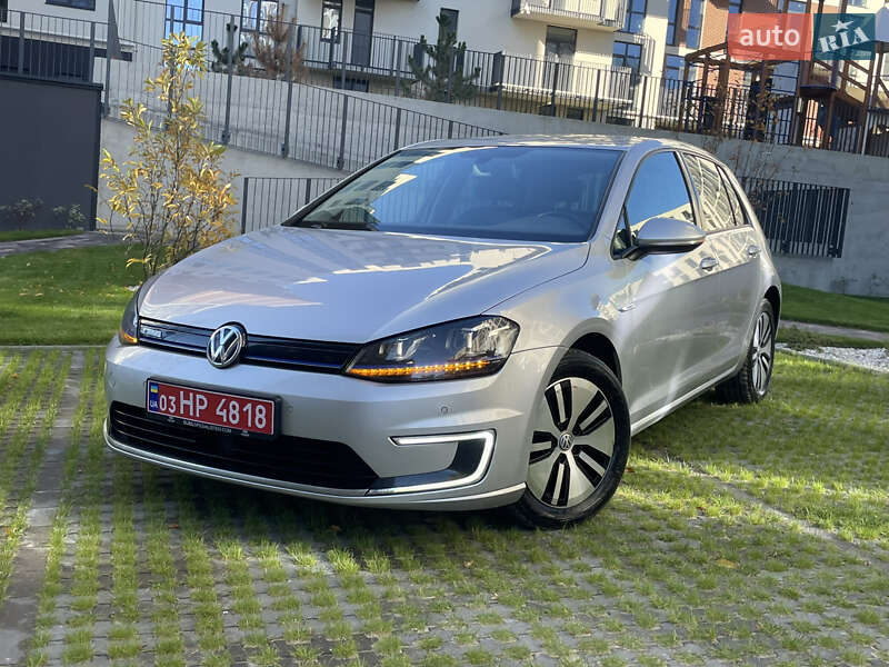 Volkswagen e-Golf 2015