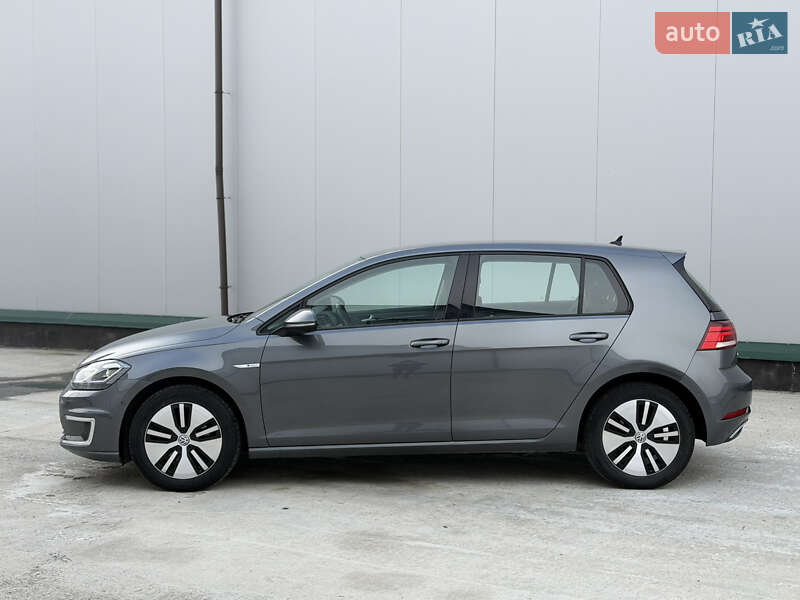 Хэтчбек Volkswagen e-Golf 2018 в Виннице