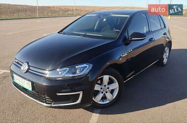 Хэтчбек Volkswagen e-Golf 2017 в Ровно