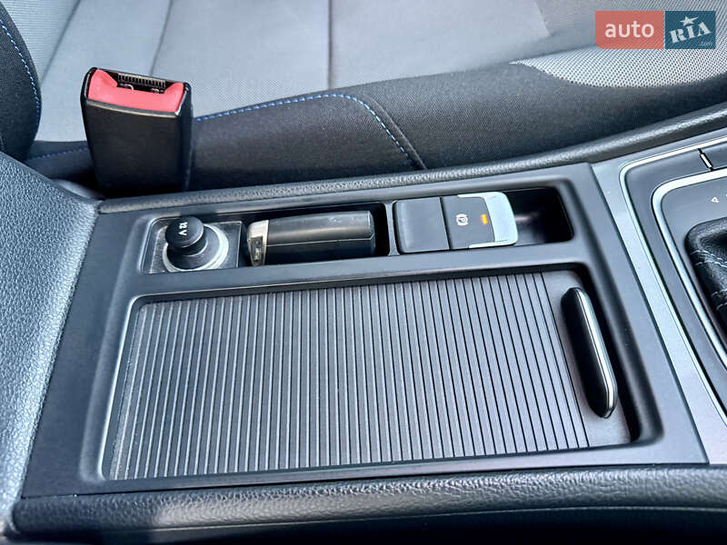 Хэтчбек Volkswagen e-Golf 2015 в Кропивницком