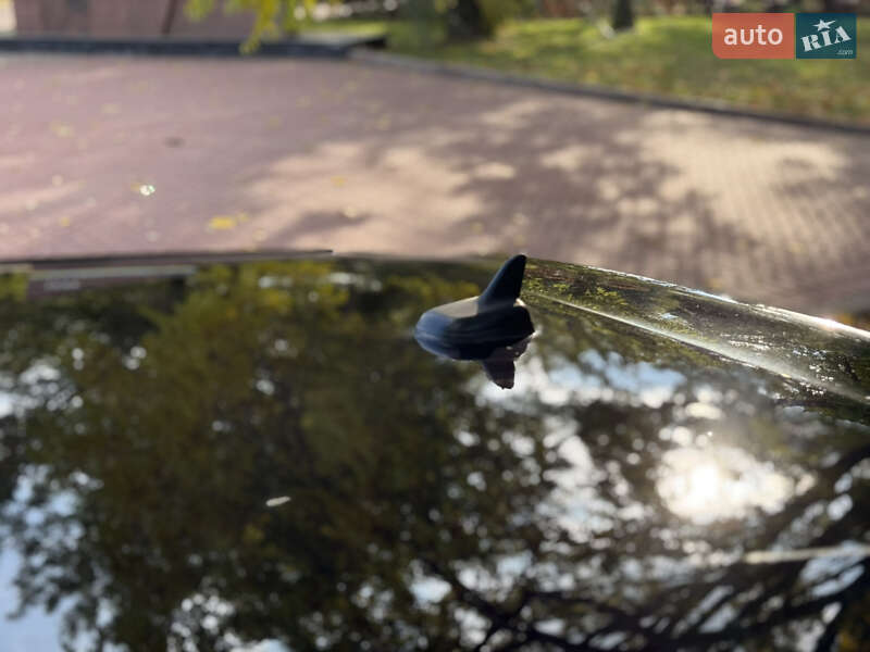 Хэтчбек Volkswagen e-Golf 2015 в Кропивницком