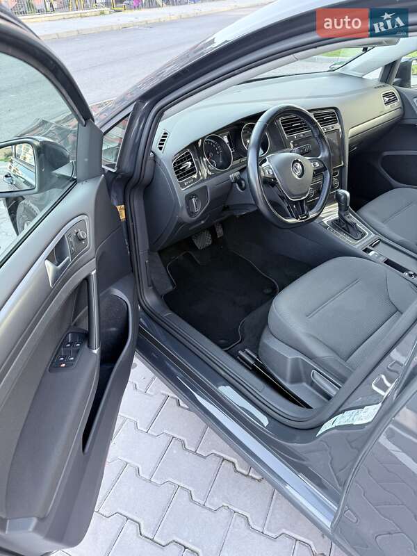 Хетчбек Volkswagen e-Golf 2020 в Тернополі