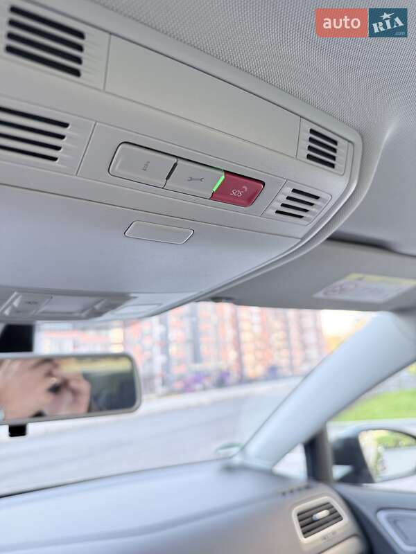 Хетчбек Volkswagen e-Golf 2020 в Тернополі