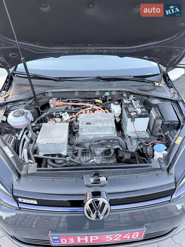 Хетчбек Volkswagen e-Golf 2020 в Тернополі