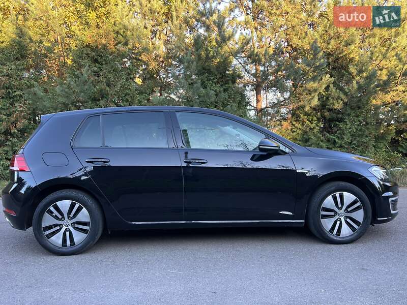 Хэтчбек Volkswagen e-Golf 2019 в Ровно