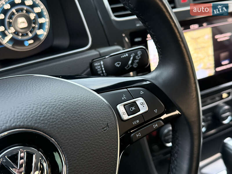 Хэтчбек Volkswagen e-Golf 2020 в Ровно