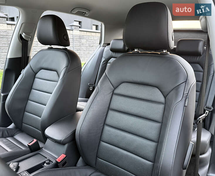 Хэтчбек Volkswagen e-Golf 2020 в Ровно