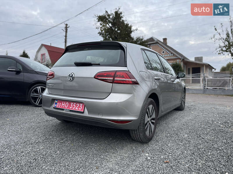 Хетчбек Volkswagen e-Golf 2014 в Рівному