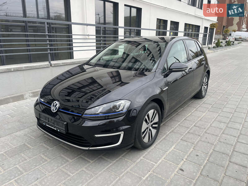Хэтчбек Volkswagen e-Golf 2016 в Ровно