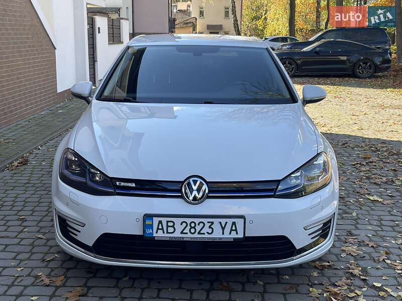 Хэтчбек Volkswagen e-Golf 2019 в Львове