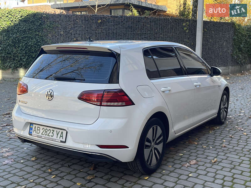Хэтчбек Volkswagen e-Golf 2019 в Львове