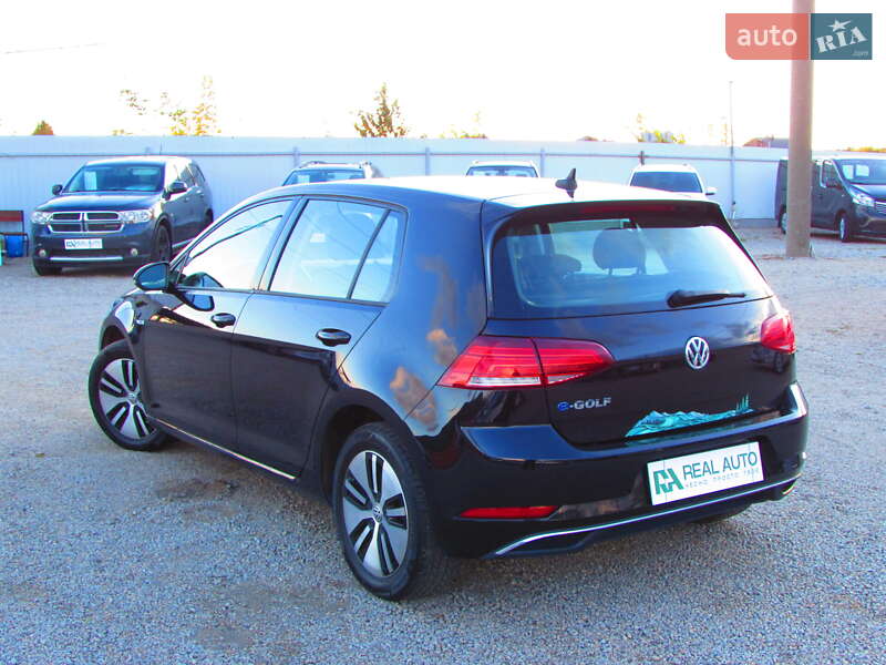 Хэтчбек Volkswagen e-Golf 2018 в Кропивницком