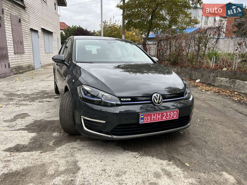 Хэтчбек Volkswagen e-Golf 2020 в Днепре
