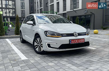 Хетчбек Volkswagen e-Golf 2015 в Львові