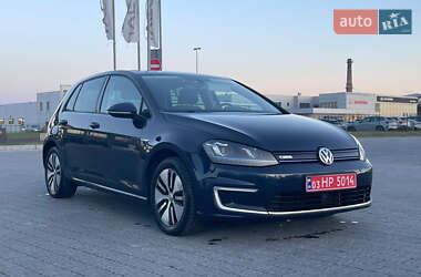 Хетчбек Volkswagen e-Golf 2015 в Львові