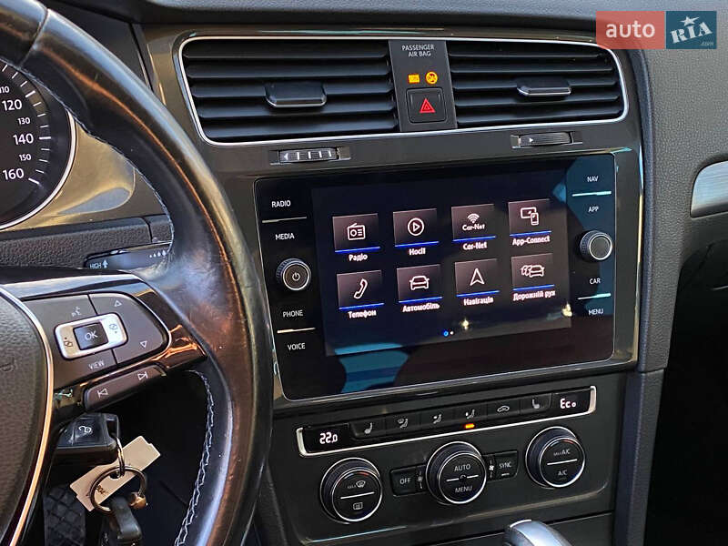 Хетчбек Volkswagen e-Golf 2020 в Самборі