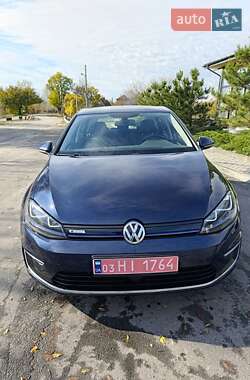 Хэтчбек Volkswagen e-Golf 2014 в Днепре