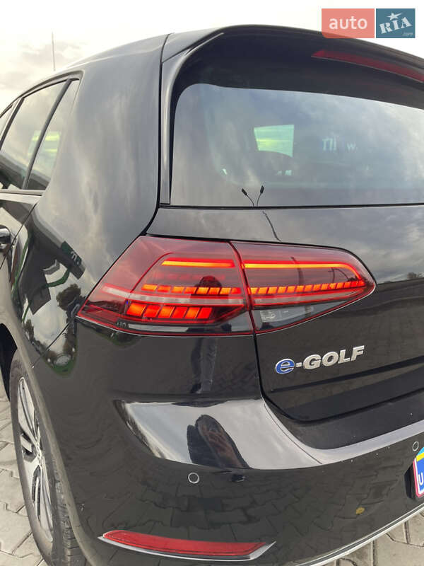 Хэтчбек Volkswagen e-Golf 2018 в Луцке