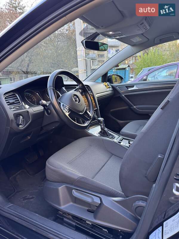 Хэтчбек Volkswagen e-Golf 2019 в Ужгороде фото 8 Хэтчбек Volkswagen e-Golf 2019 в Ужгороде