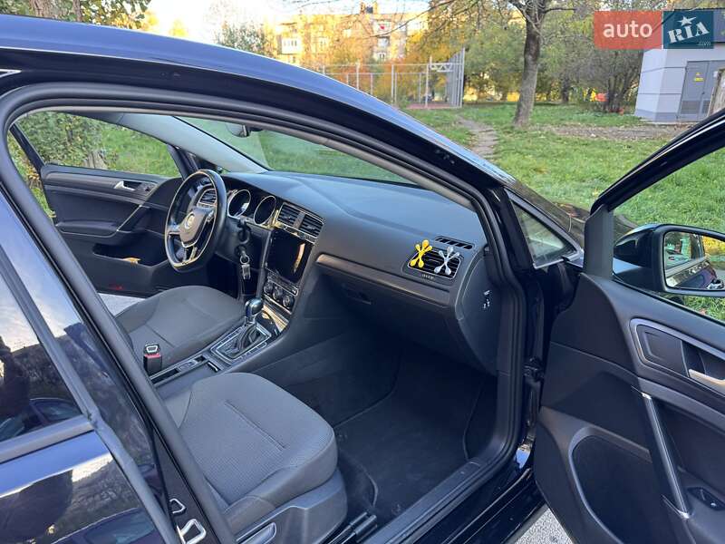 Хэтчбек Volkswagen e-Golf 2019 в Ужгороде фото 9 Хэтчбек Volkswagen e-Golf 2019 в Ужгороде