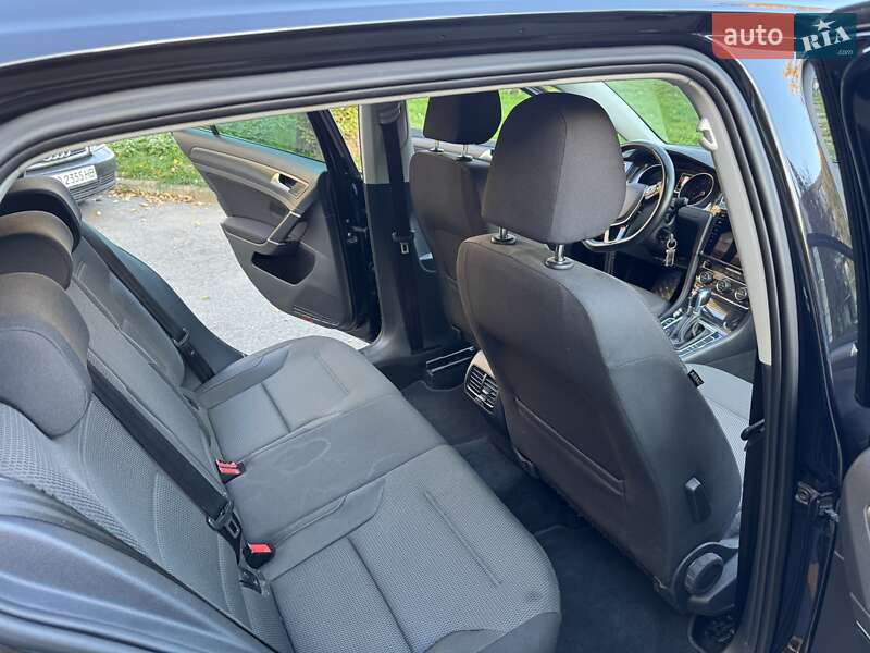 Хэтчбек Volkswagen e-Golf 2019 в Ужгороде фото 6 Хэтчбек Volkswagen e-Golf 2019 в Ужгороде