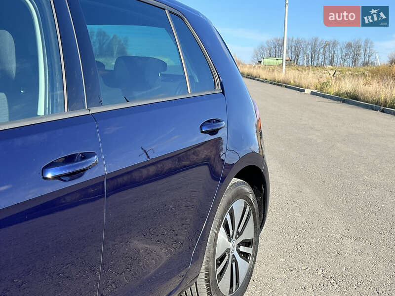 Хэтчбек Volkswagen e-Golf 2018 в Дрогобыче