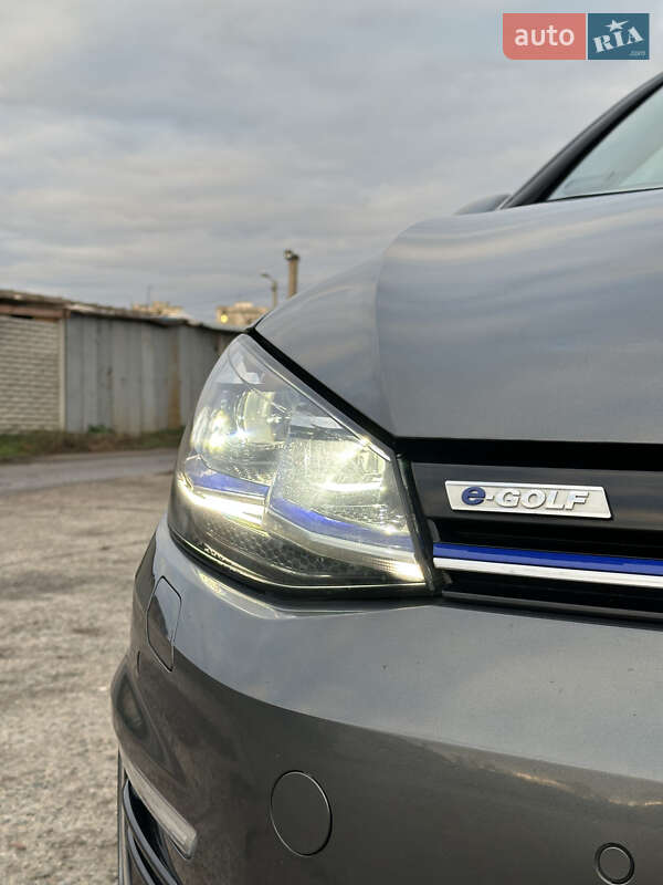 Хэтчбек Volkswagen e-Golf 2019 в Харькове