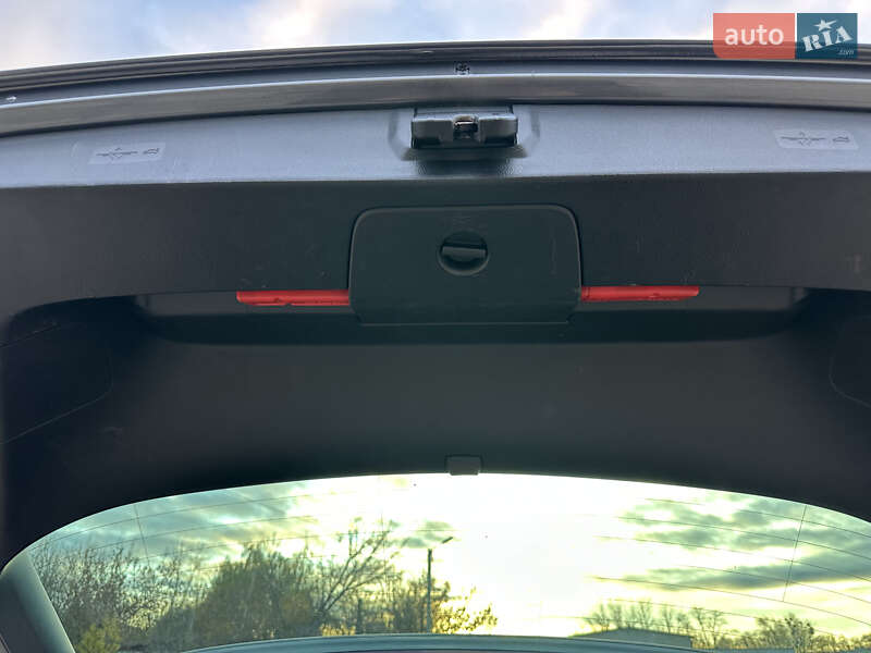 Хэтчбек Volkswagen e-Golf 2019 в Харькове