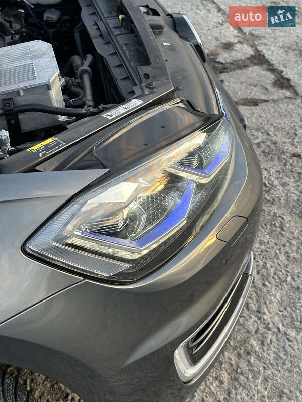 Хэтчбек Volkswagen e-Golf 2019 в Харькове