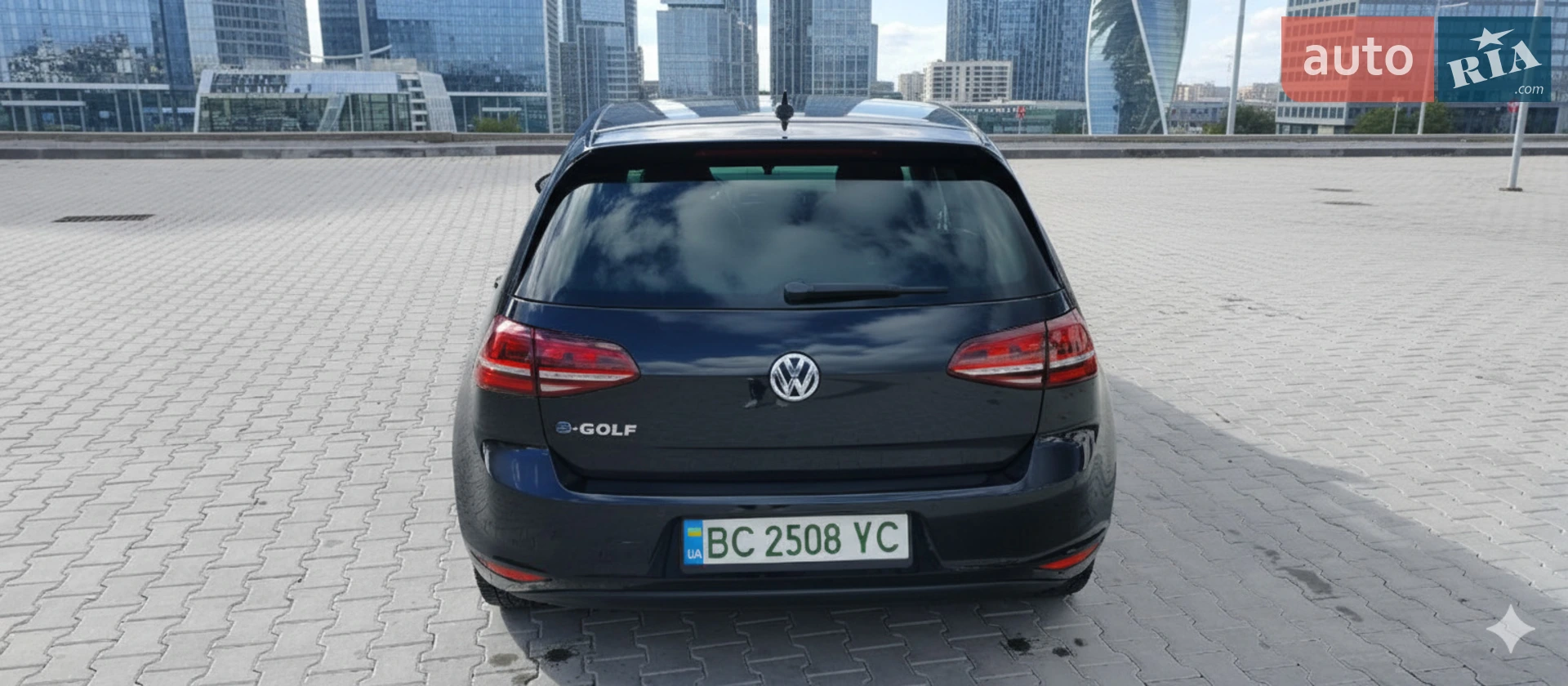 2016 Volkswagen Golf - мініатюра 3