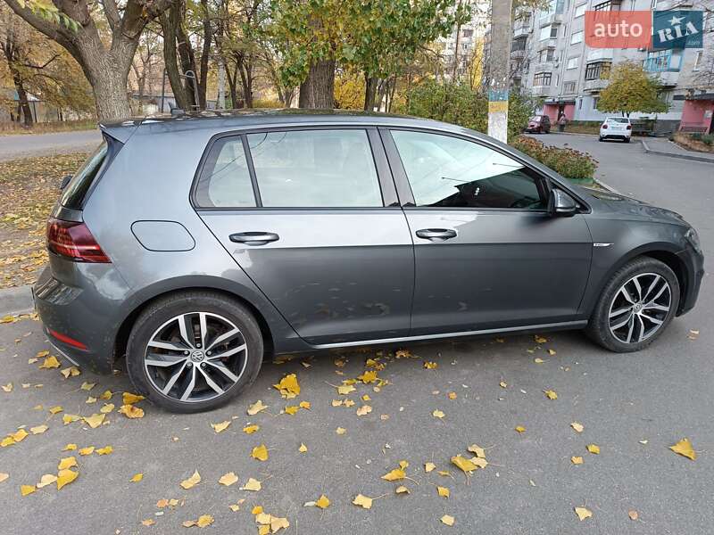 Хетчбек Volkswagen e-Golf 2020 в Дніпрі фото 6 Хетчбек Volkswagen e-Golf 2020 в Дніпрі