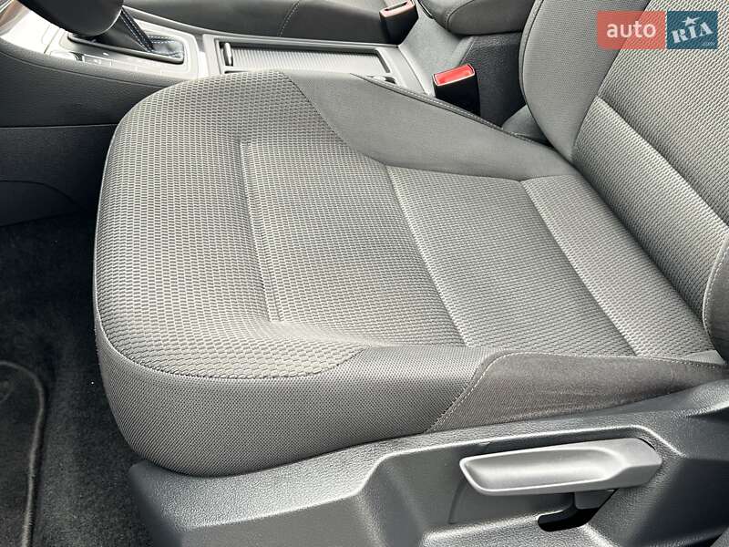 Хэтчбек Volkswagen e-Golf 2018 в Ровно фото 28 Хэтчбек Volkswagen e-Golf 2018 в Ровно