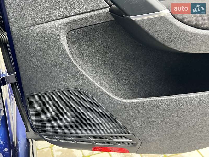 Хэтчбек Volkswagen e-Golf 2018 в Ровно фото 68 Хэтчбек Volkswagen e-Golf 2018 в Ровно